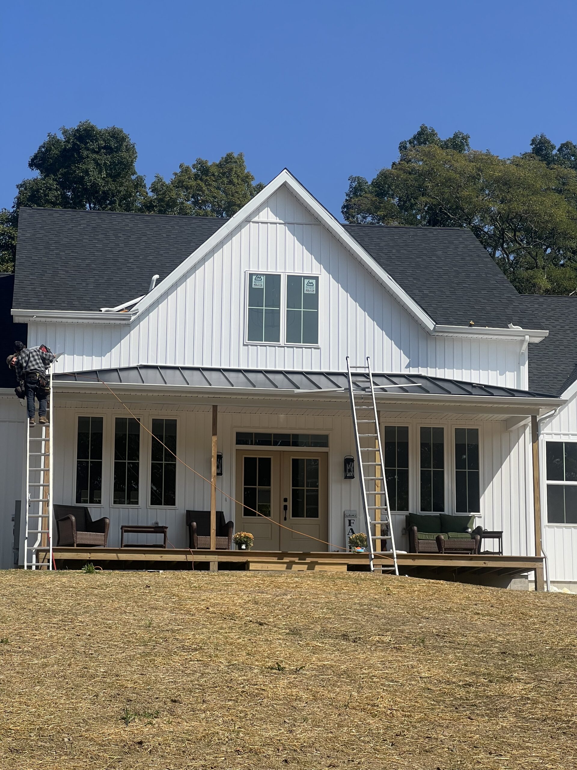 You are currently viewing Flat Roof Replacement Guide: Materials, Insulation, and Installation Best Practices